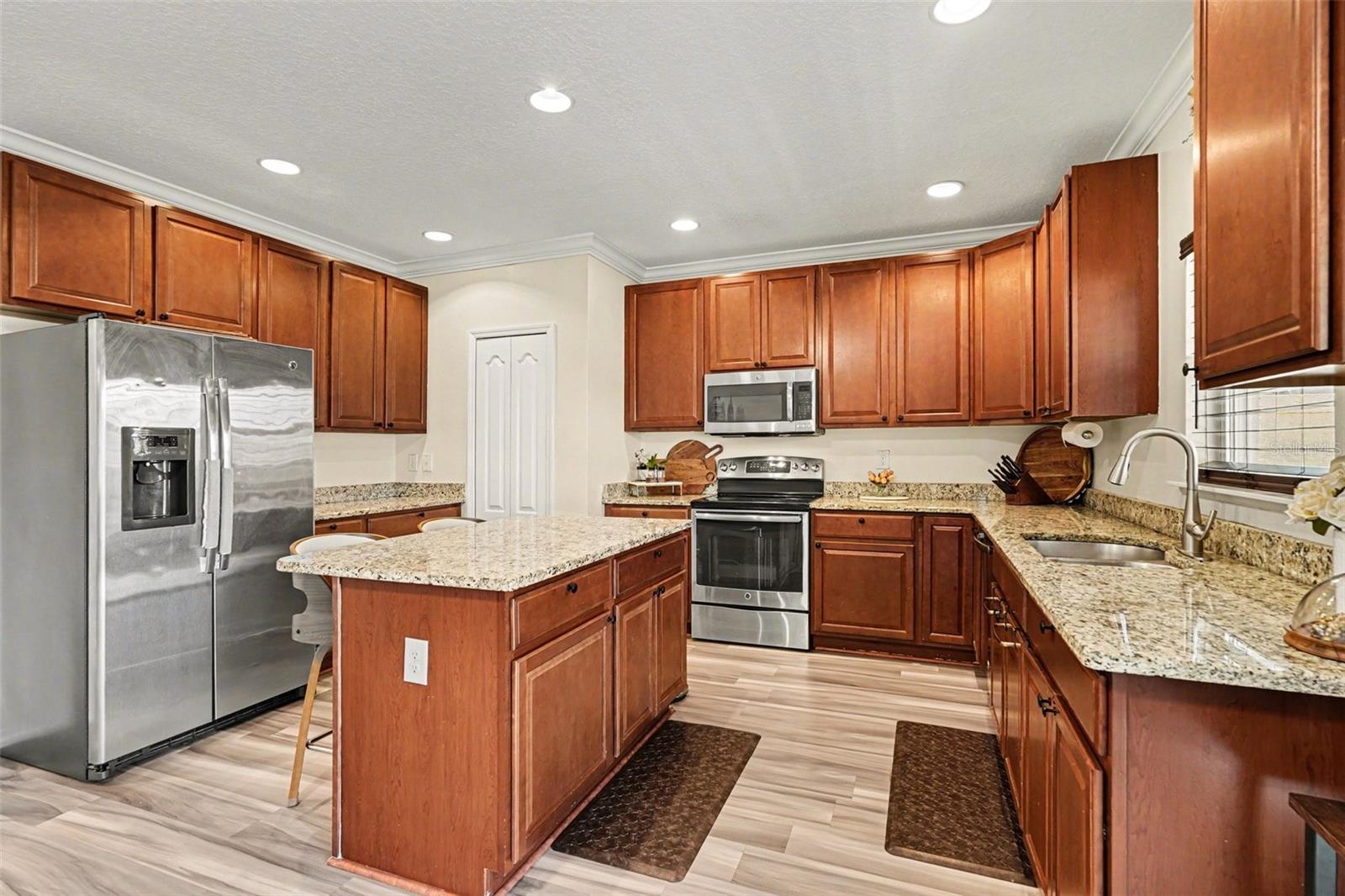 MANCHESTER LAKES PH 4 - Residential