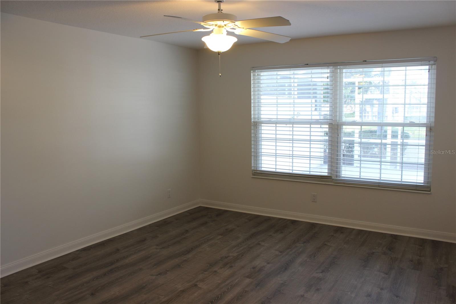 VILLAGEWALK - Residential Lease