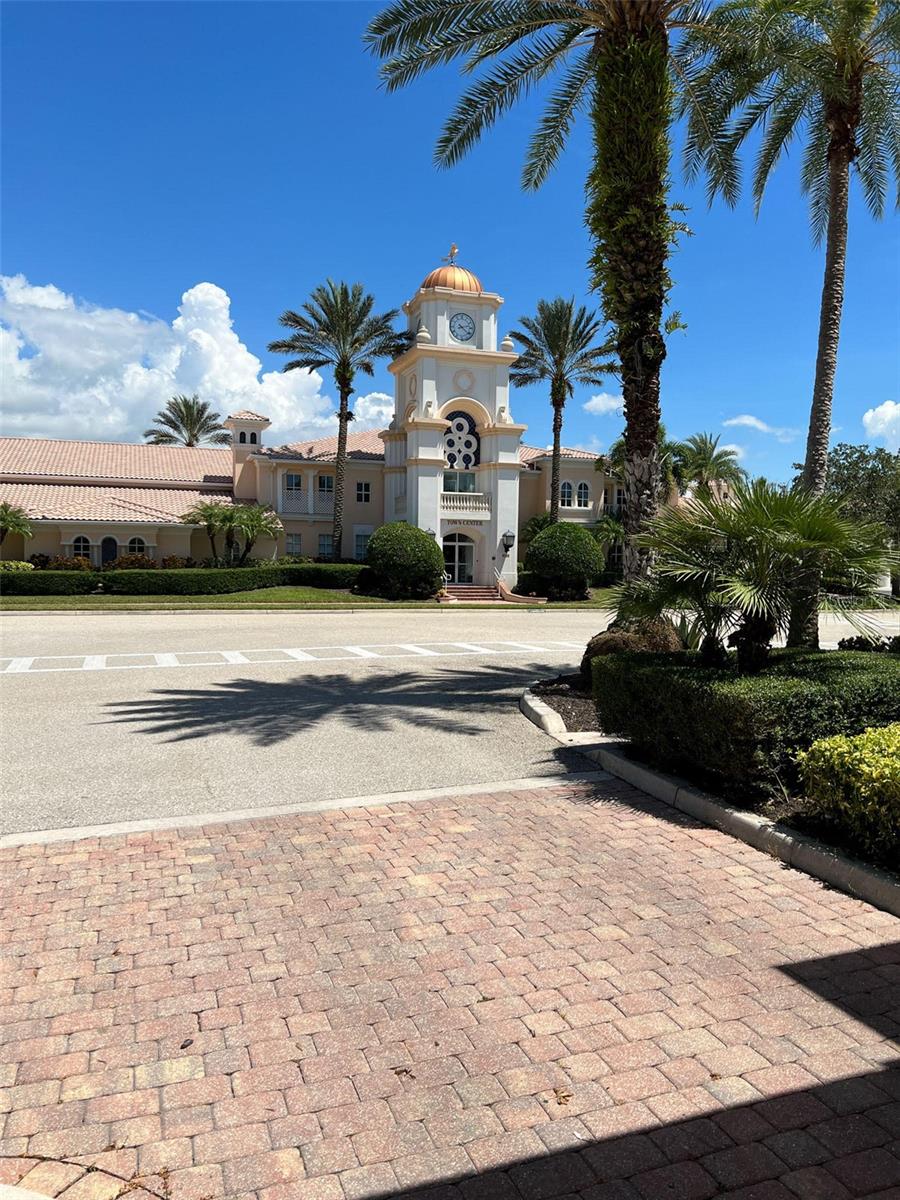 VILLAGEWALK - Residential Lease