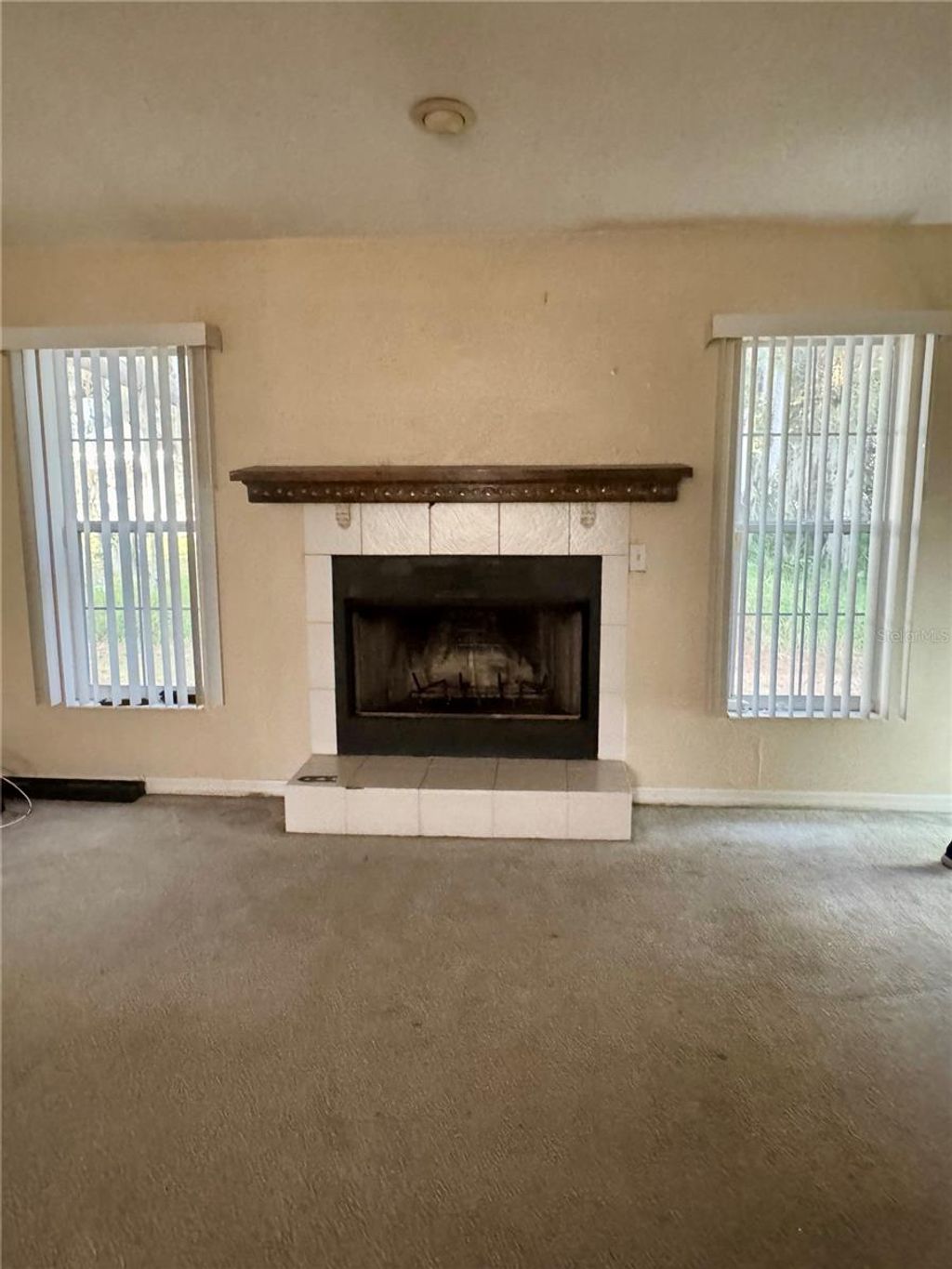 Photo of 405 Arkansas Court, Kissimmee, FL 34759 (MLS # S5139615)