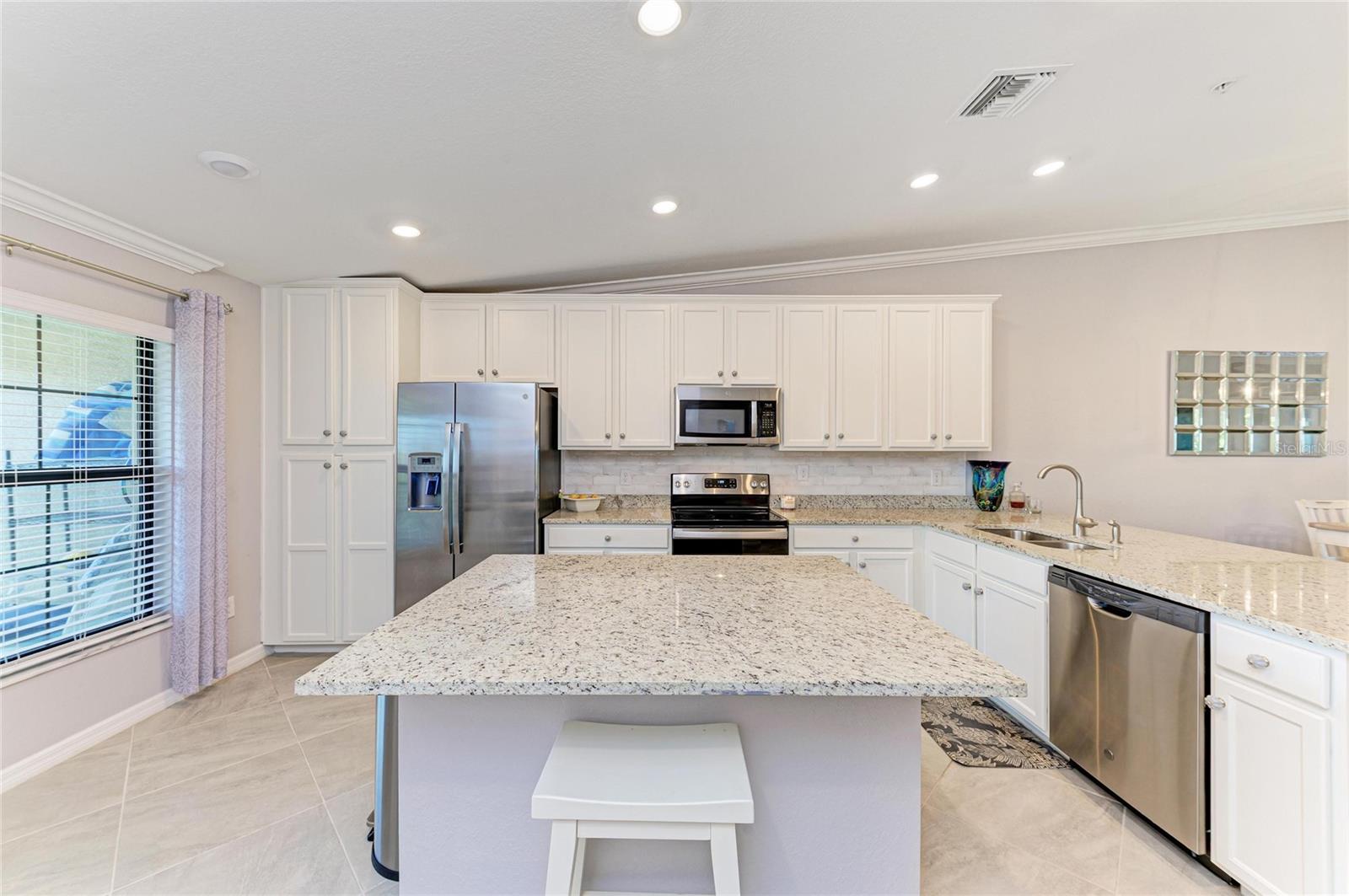 VERANDA V AT LAKEWOOD NATIONAL PH II - Residential