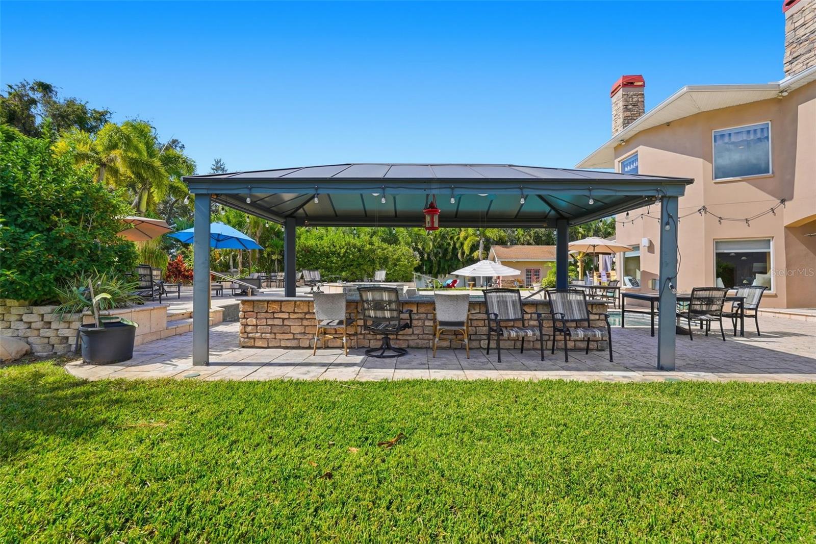 PINELLAS GROVES - Residential