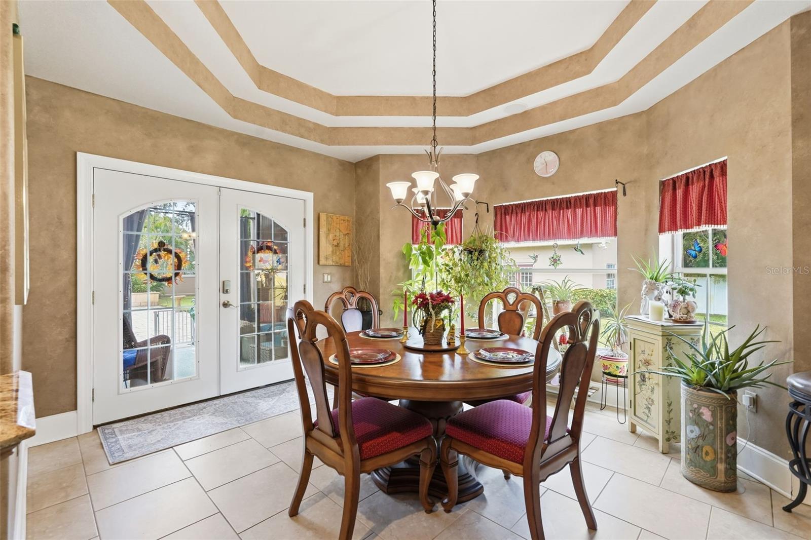 PINELLAS GROVES - Residential