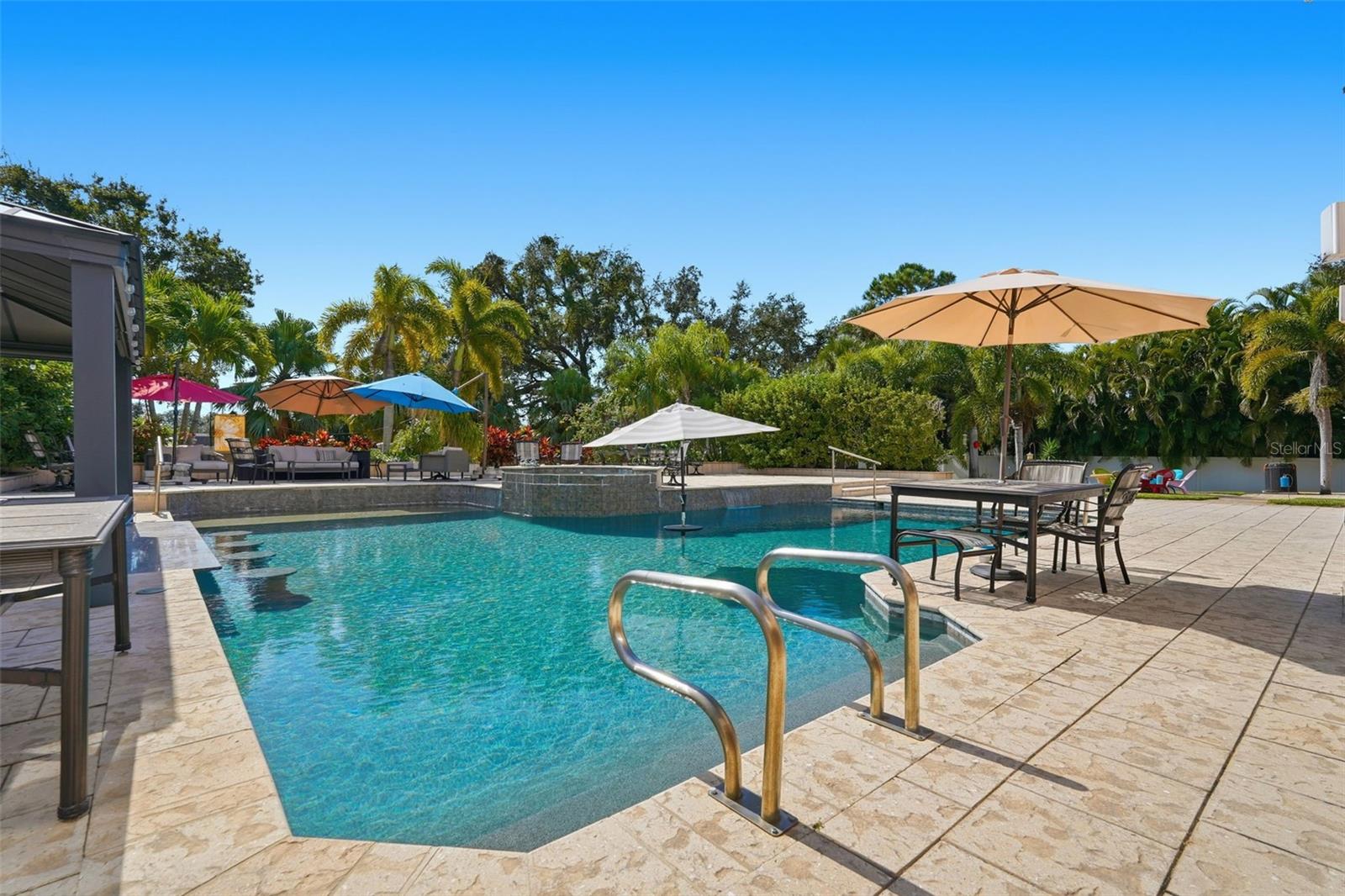 PINELLAS GROVES - Residential