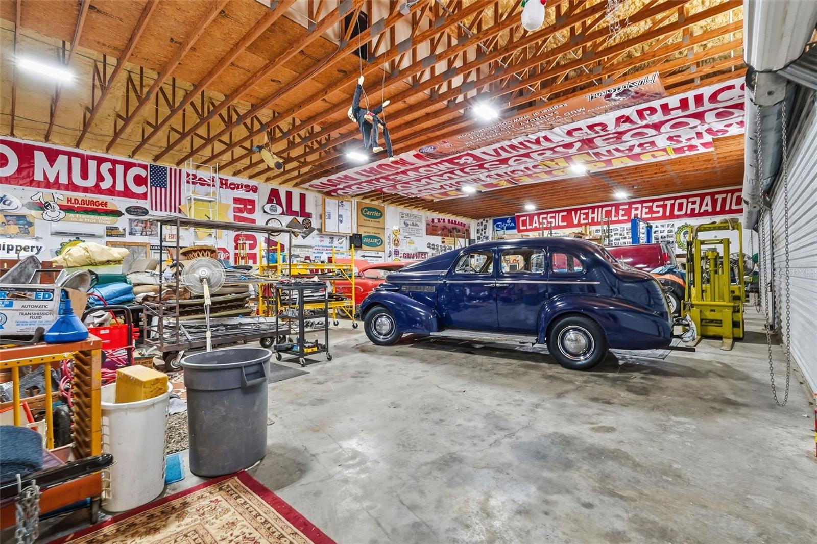 PINELLAS GROVES - Residential