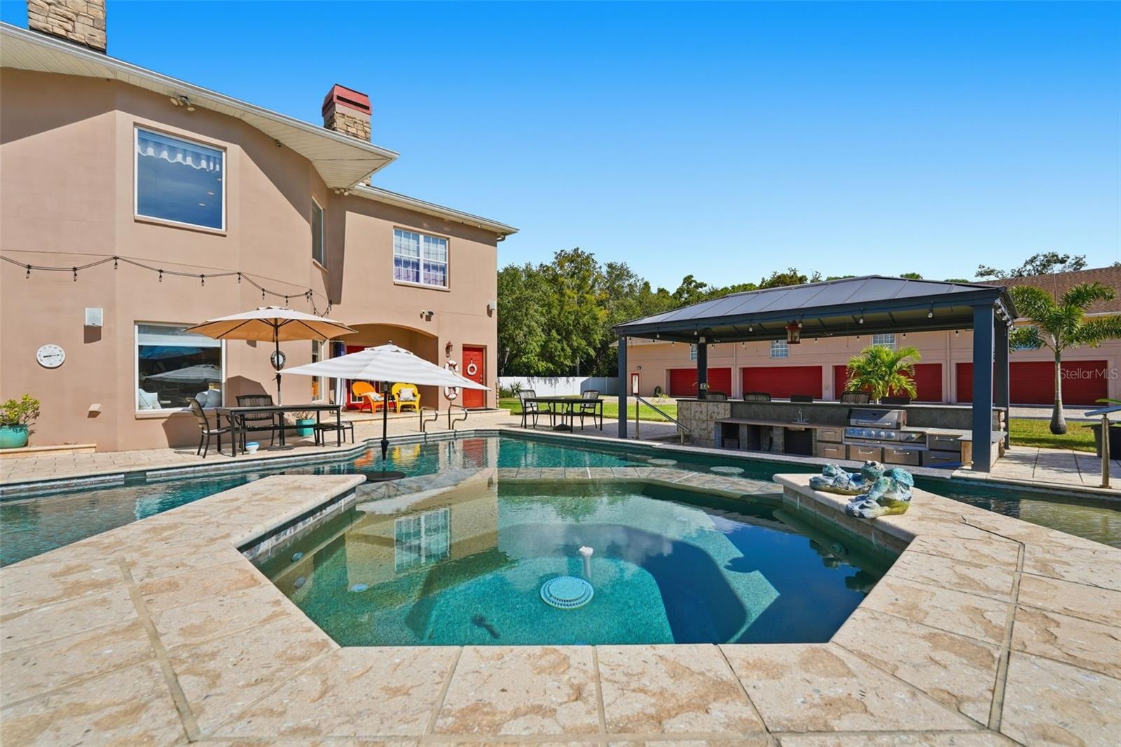 PINELLAS GROVES - Residential