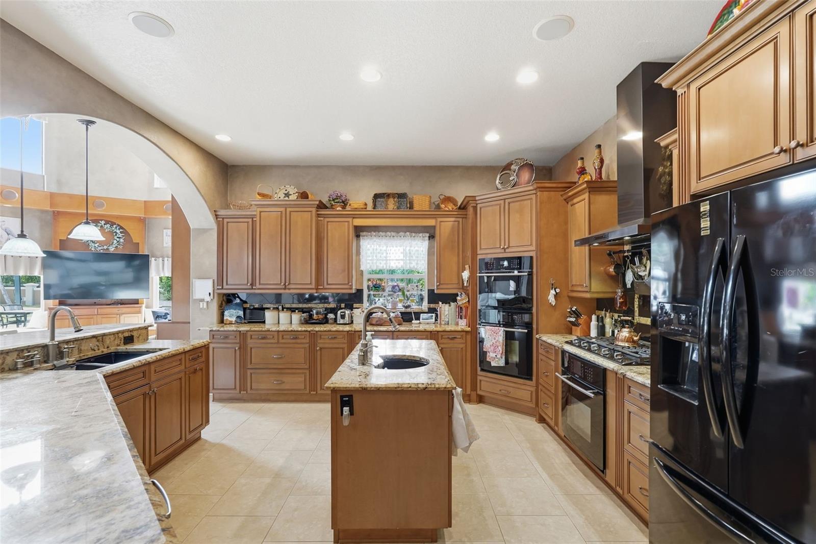 PINELLAS GROVES - Residential