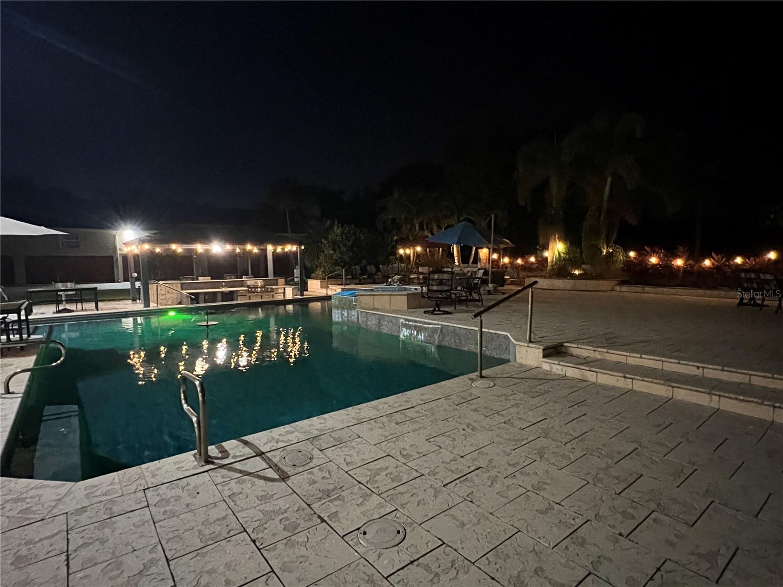 PINELLAS GROVES - Residential