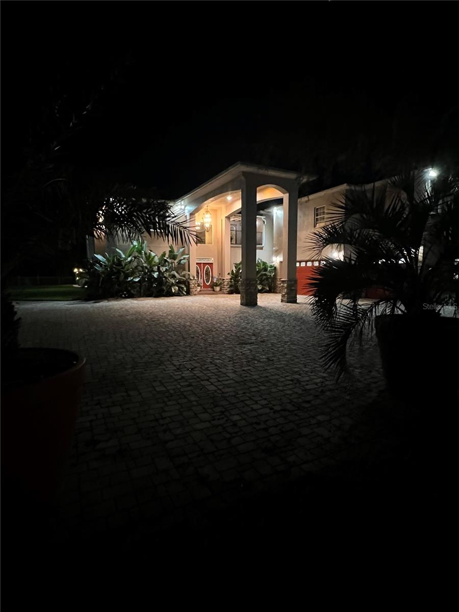 PINELLAS GROVES - Residential