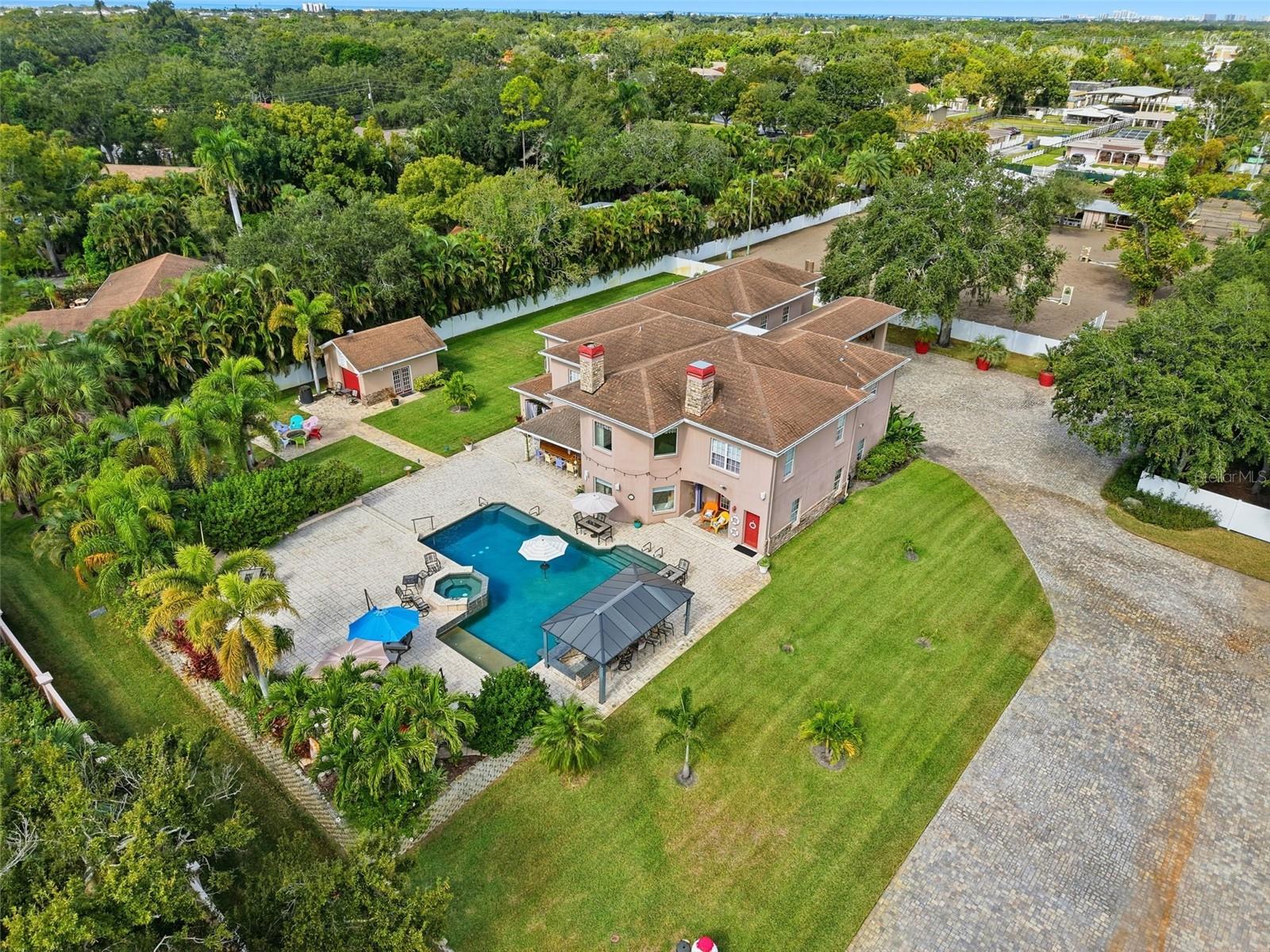 PINELLAS GROVES - Residential