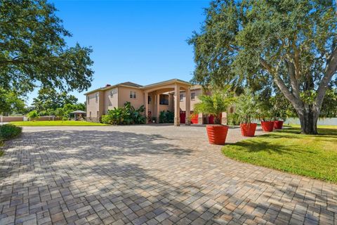 Photo of 13010 114th Avenue N, Largo, FL 33774 (MLS # TB8443998)