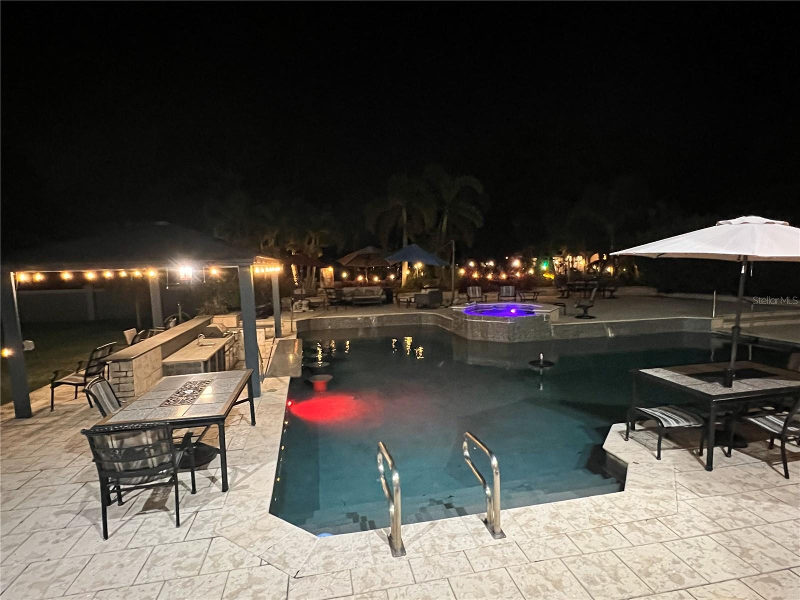 PINELLAS GROVES - Residential