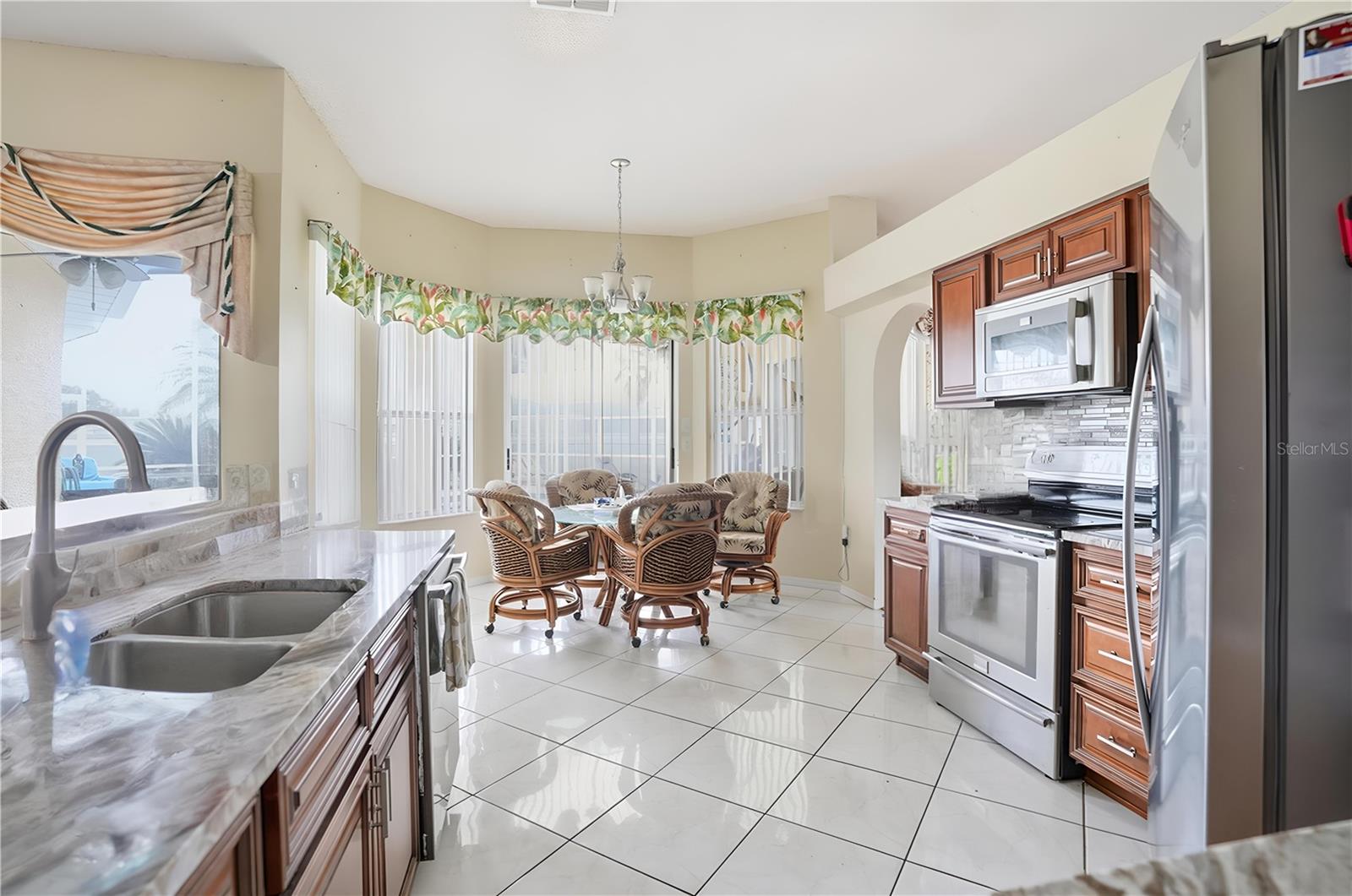 PRISTINE PLACE PH 1 - Residential