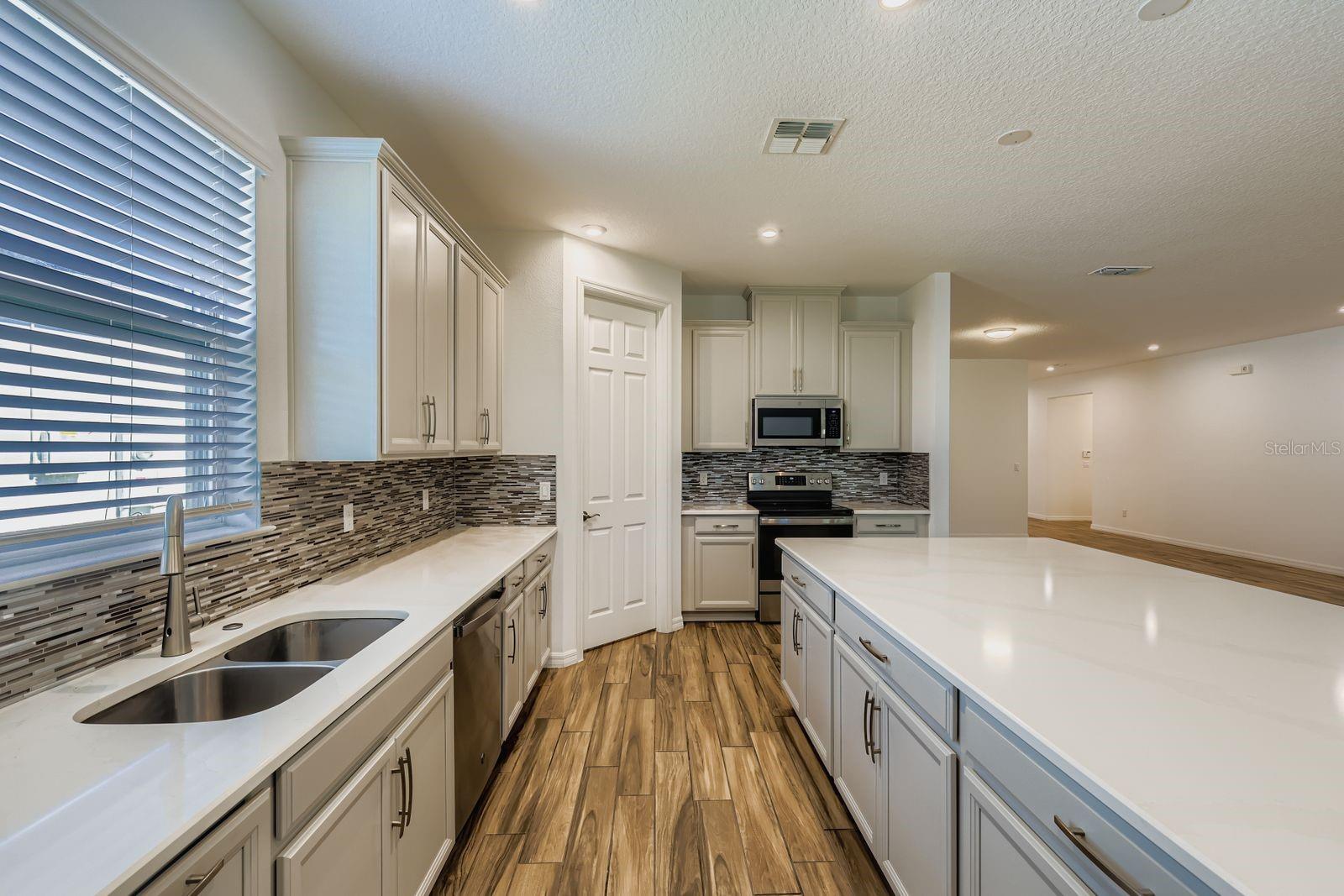 LAKEVIEW PRESERVE PH 2 - Residential