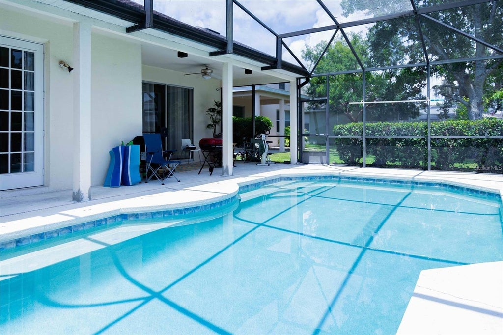 Photo of 4940 Bellthorn Drive, Orlando, FL 32837 (MLS # S5156621)