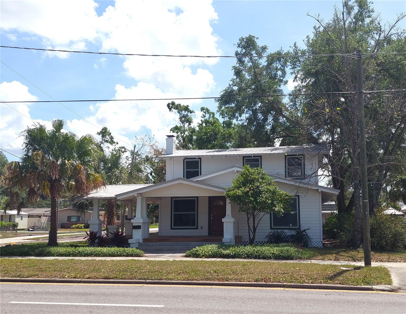 1001 W BAKER STREET