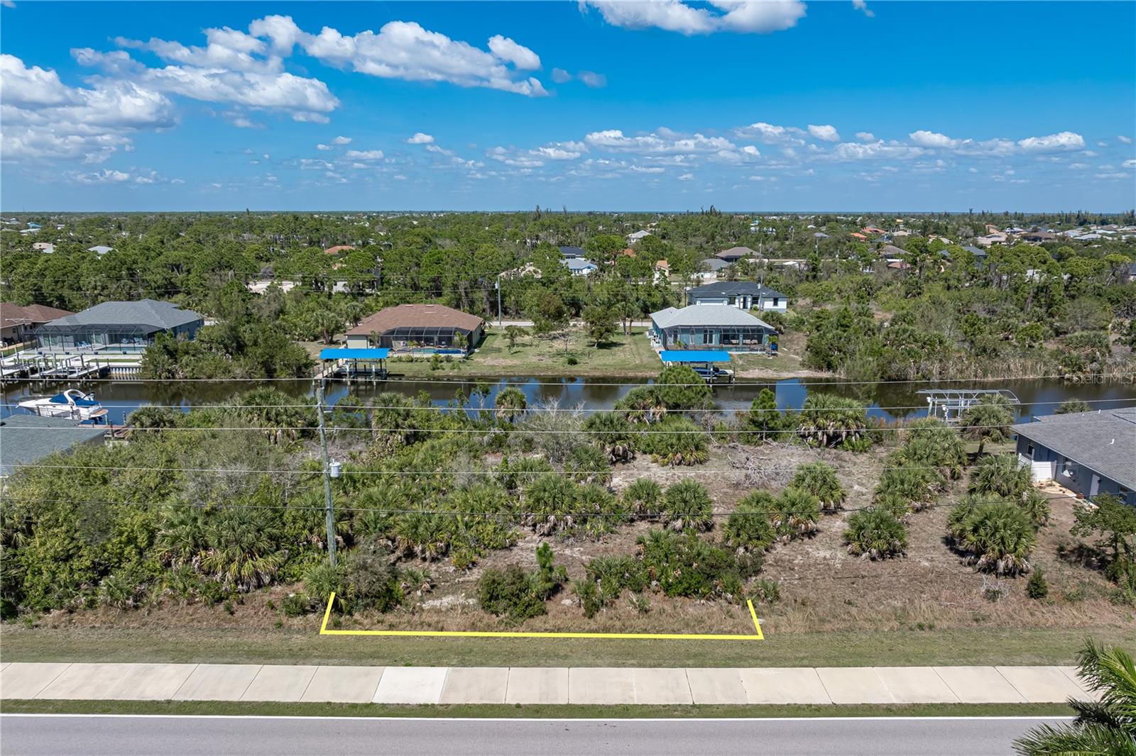 PORT CHARLOTTE SEC 082 - Land