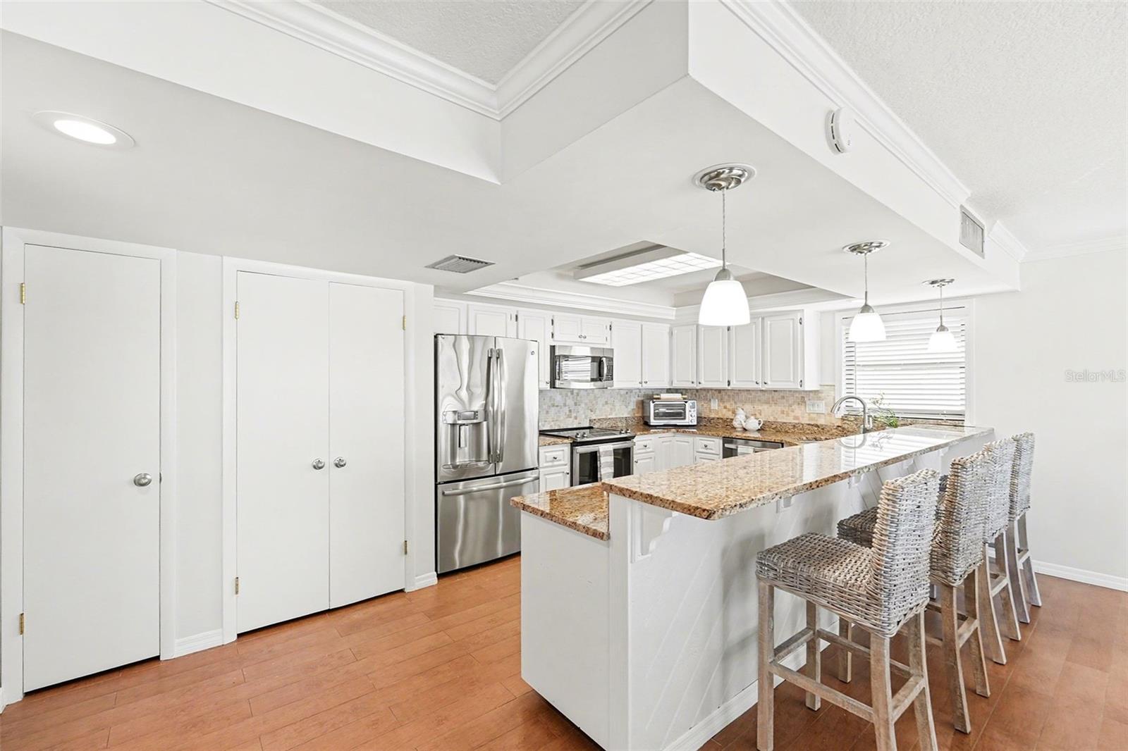 INDIAN ROCK SOUTH SHORE - Residential