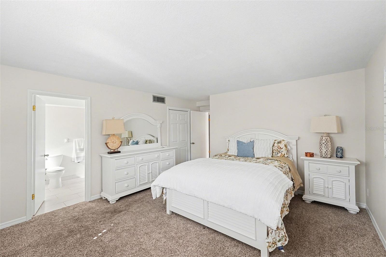 INDIAN ROCK SOUTH SHORE - Residential