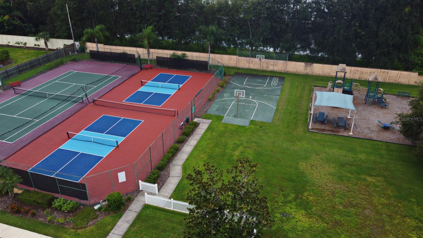 SPRING LAKE HILLS - Residential