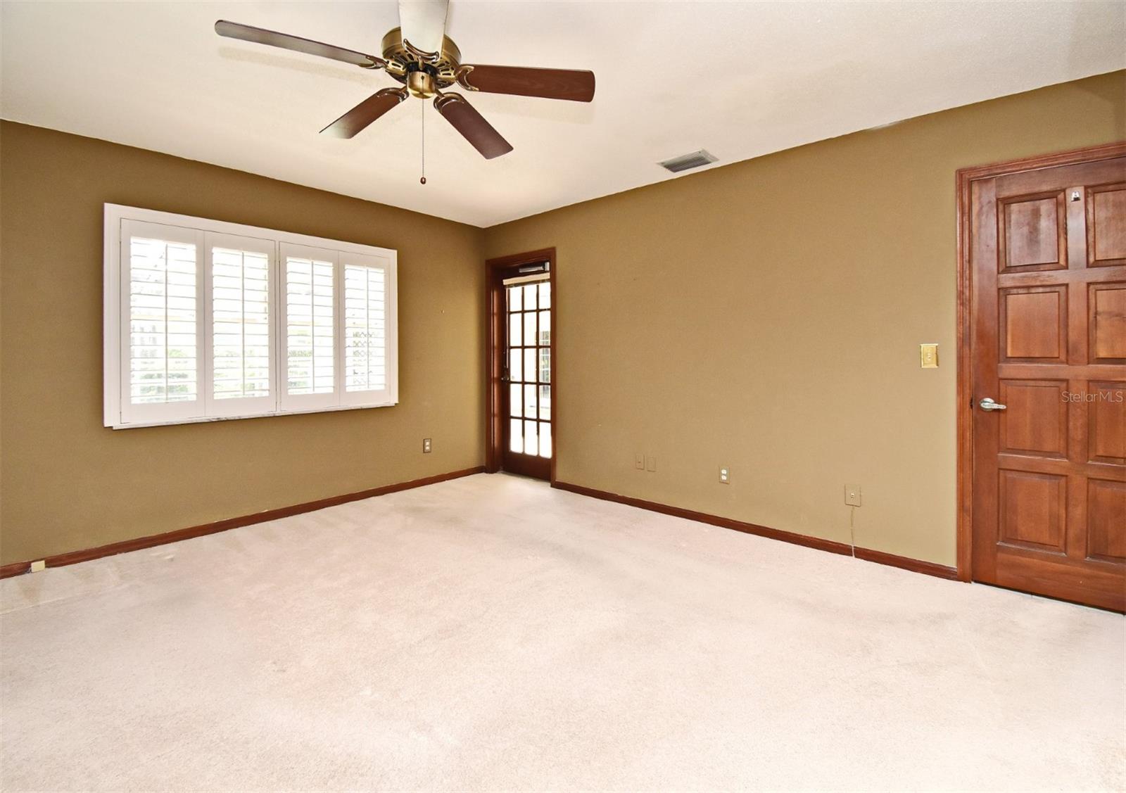 SPRING LAKE HILLS - Residential