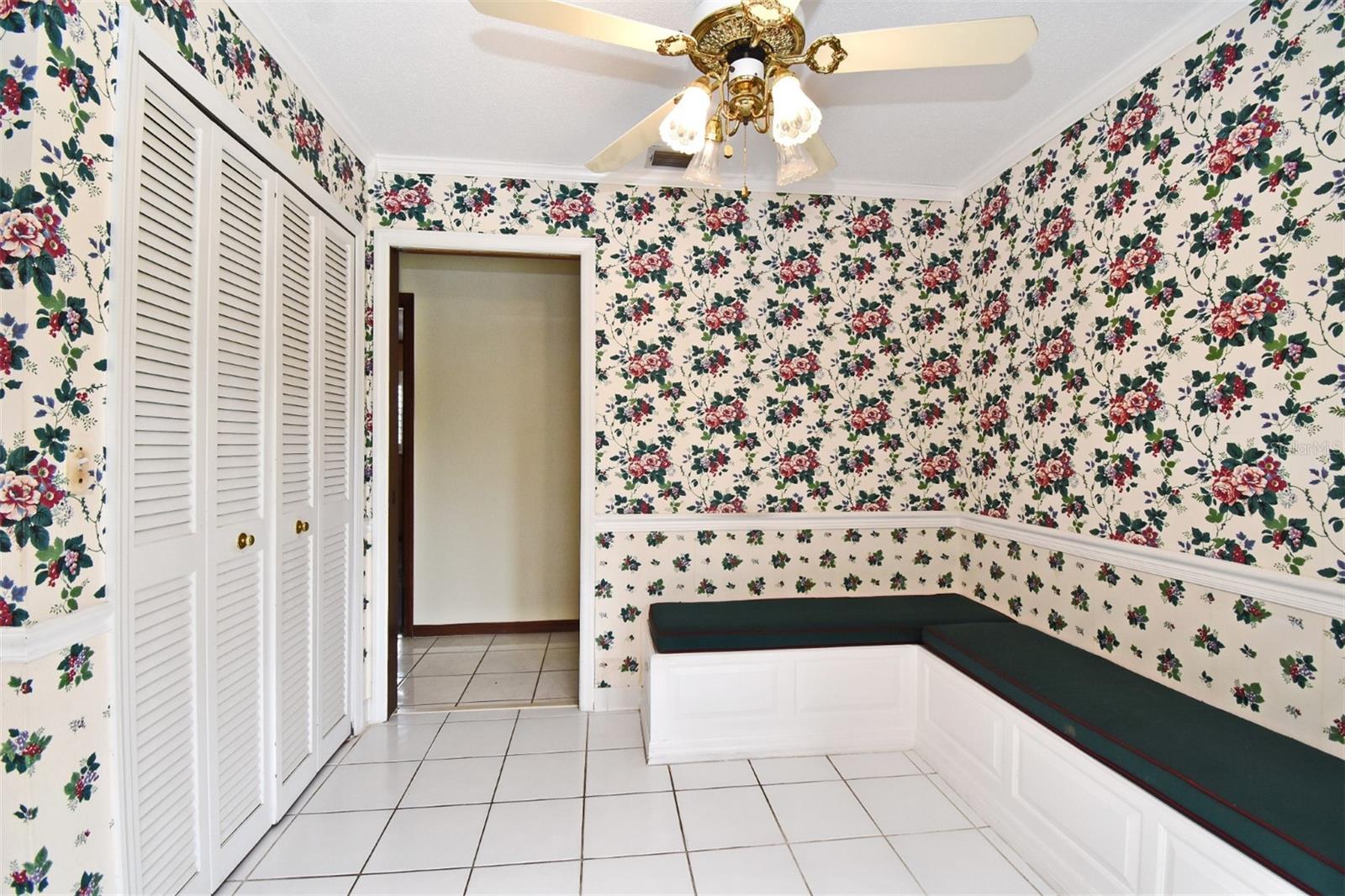 SPRING LAKE HILLS - Residential