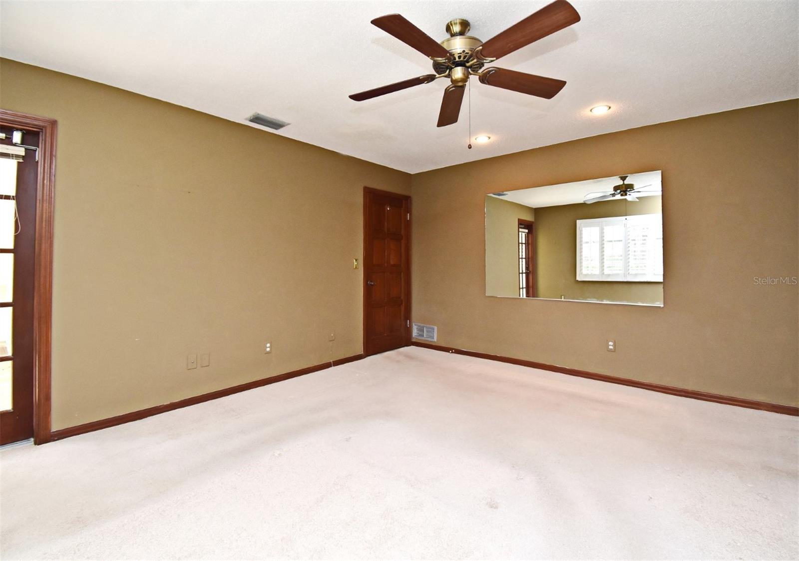 SPRING LAKE HILLS - Residential