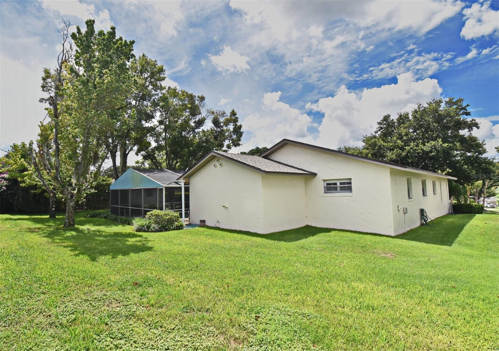 SPRING LAKE HILLS - Residential