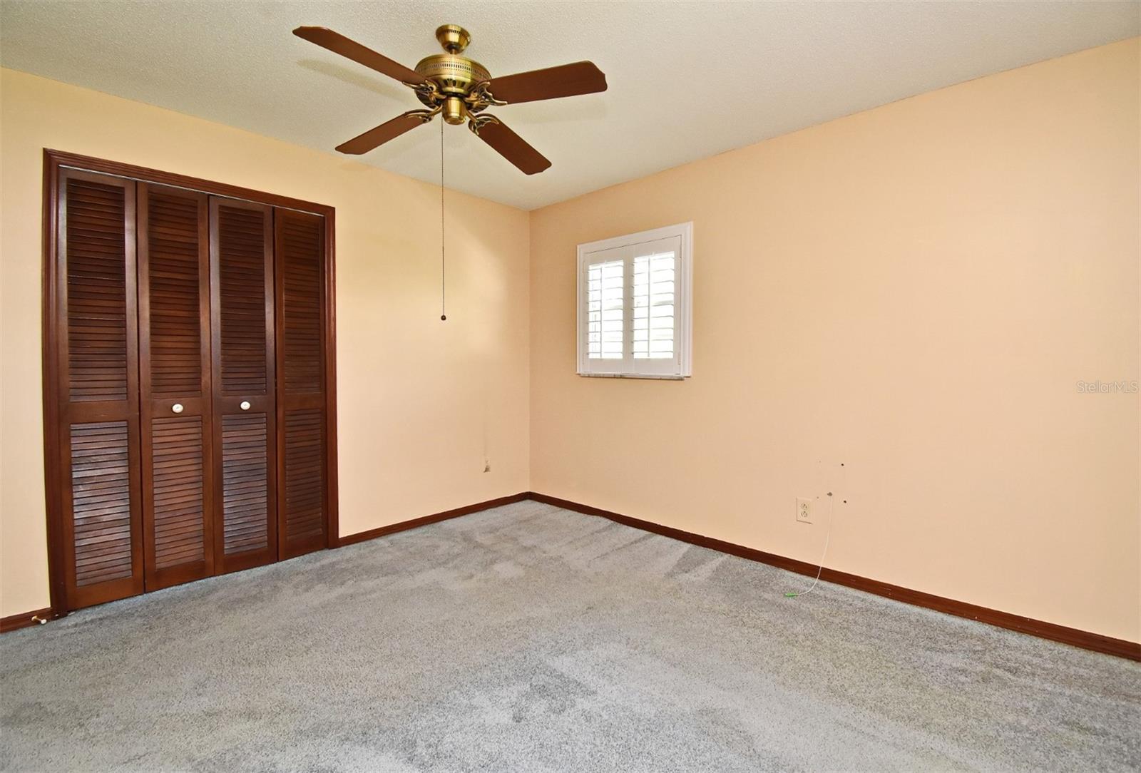 SPRING LAKE HILLS - Residential