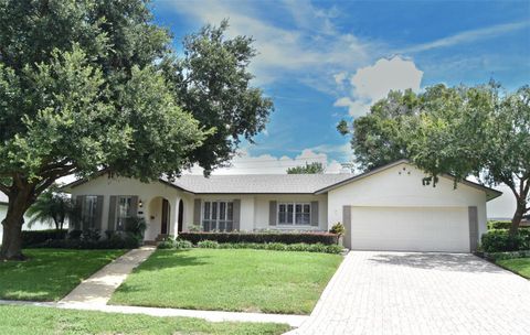 Photo of 130 Rollingwood Trail, Altamonte Springs, FL 32714 (MLS # O6345406) Photo of 130 Rollingwood Trail, Altamonte Springs, FL 32714 (MLS # O6345406)