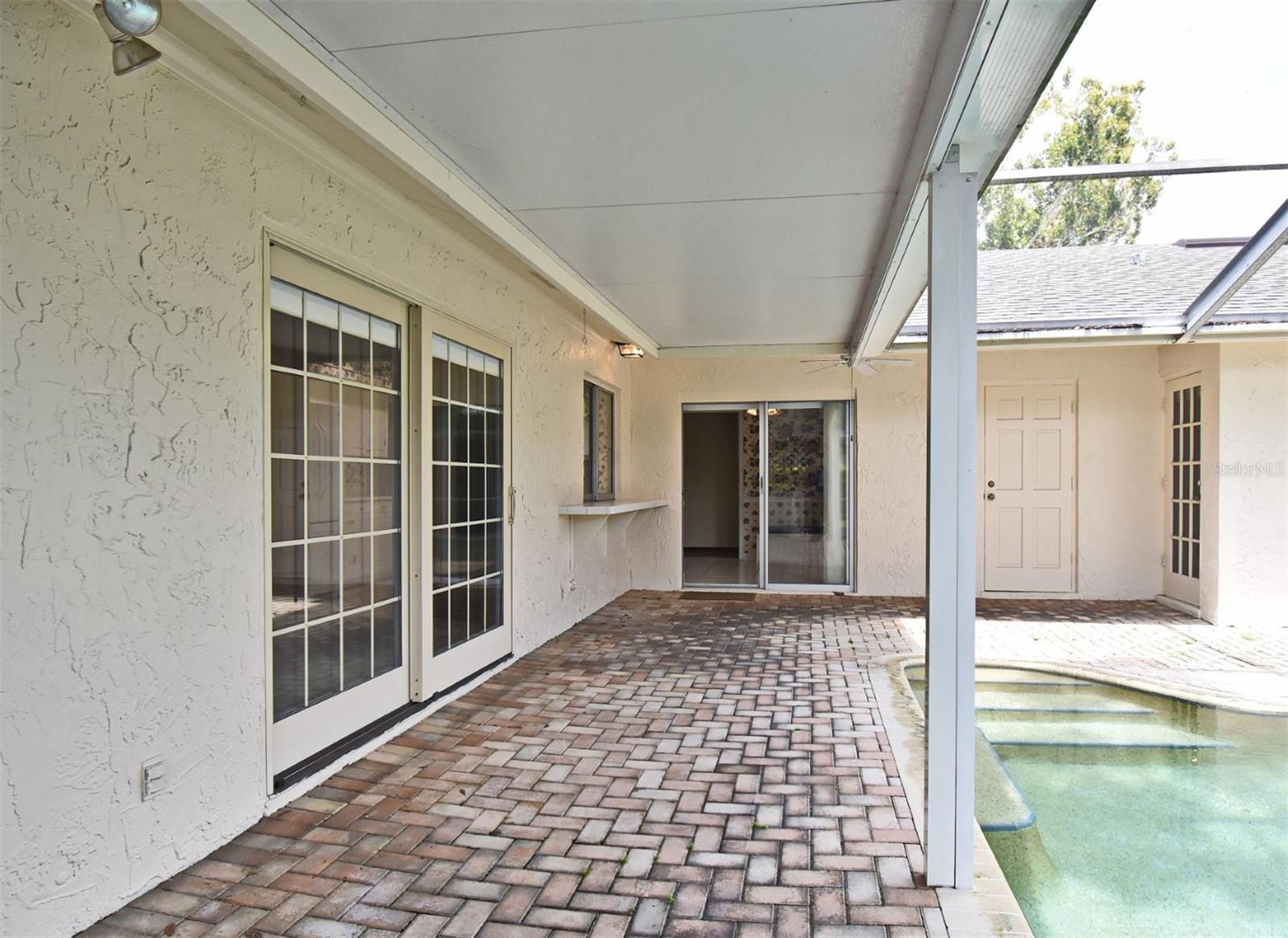 SPRING LAKE HILLS - Residential