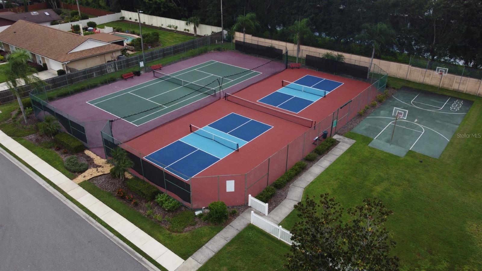 SPRING LAKE HILLS - Residential