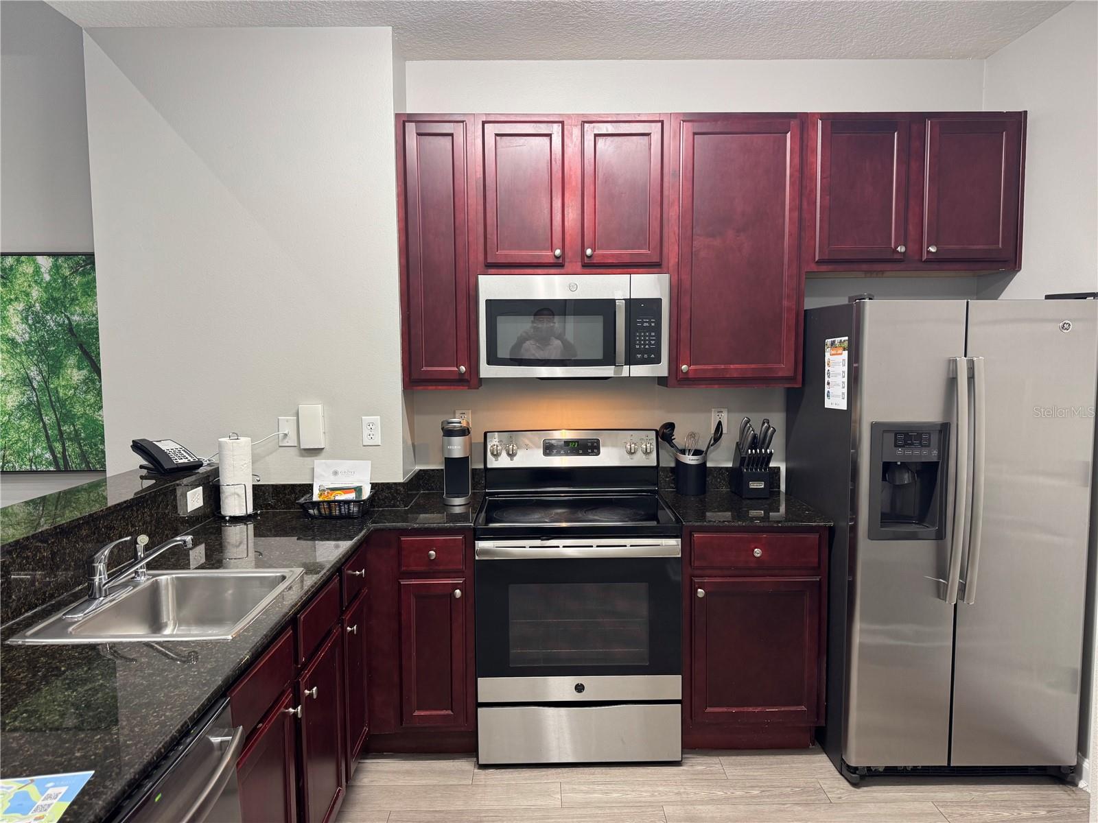 GROVE RESORT - Residential