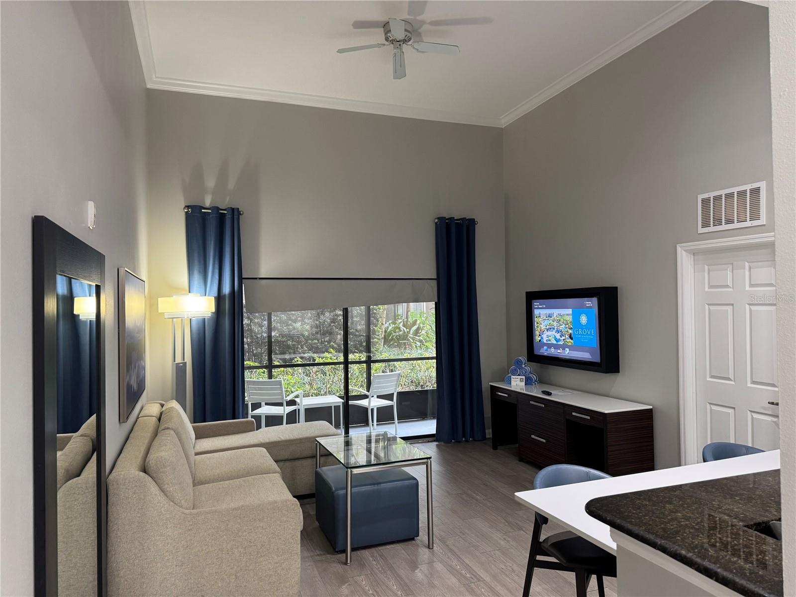 GROVE RESORT - Residential