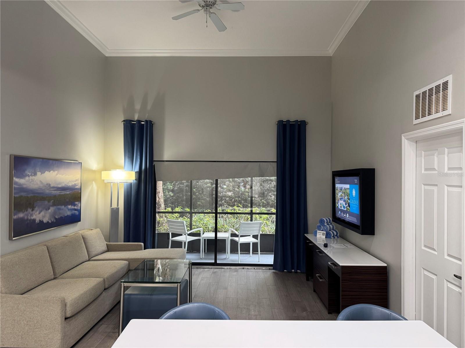 GROVE RESORT - Residential