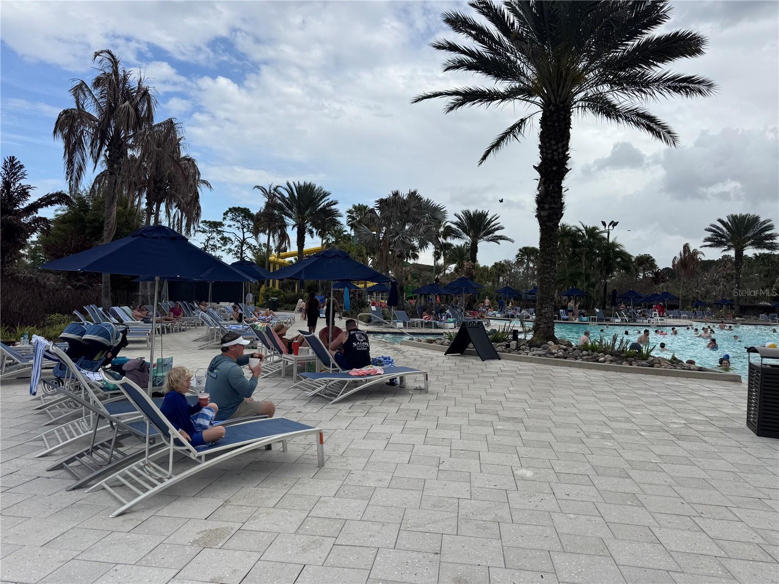 GROVE RESORT - Residential