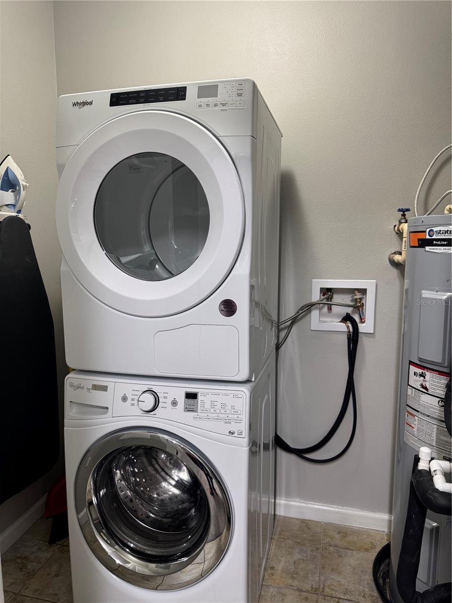 GROVE RESORT - Residential