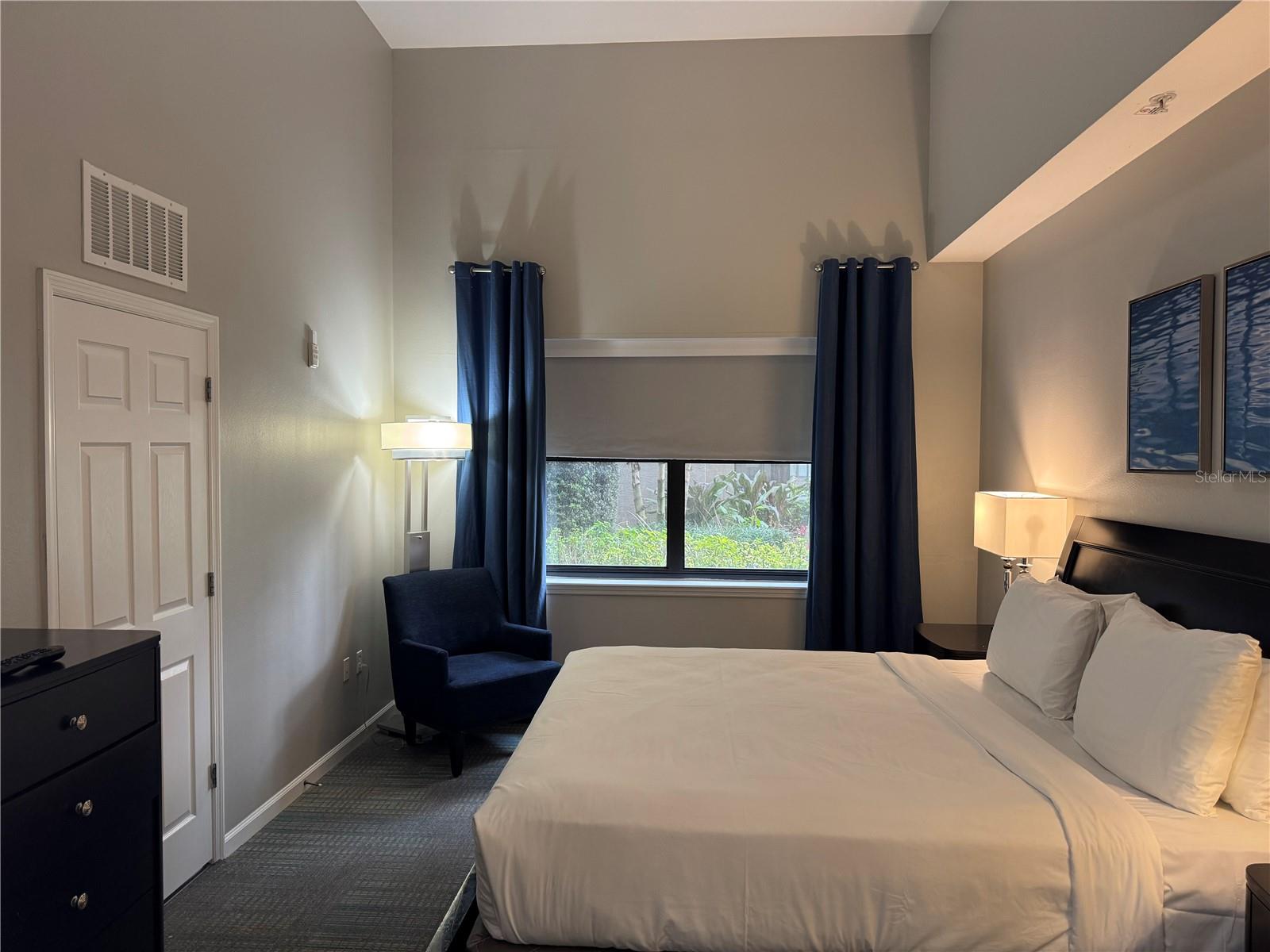 GROVE RESORT - Residential