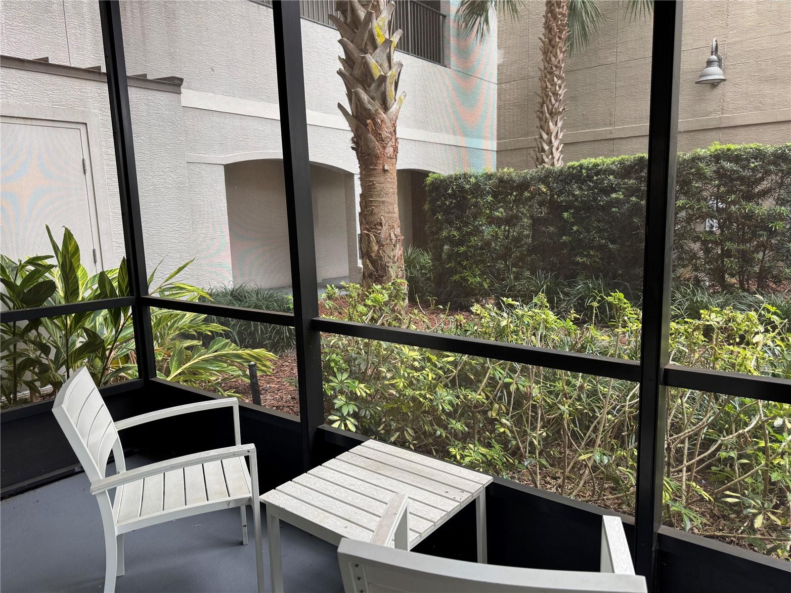 GROVE RESORT - Residential