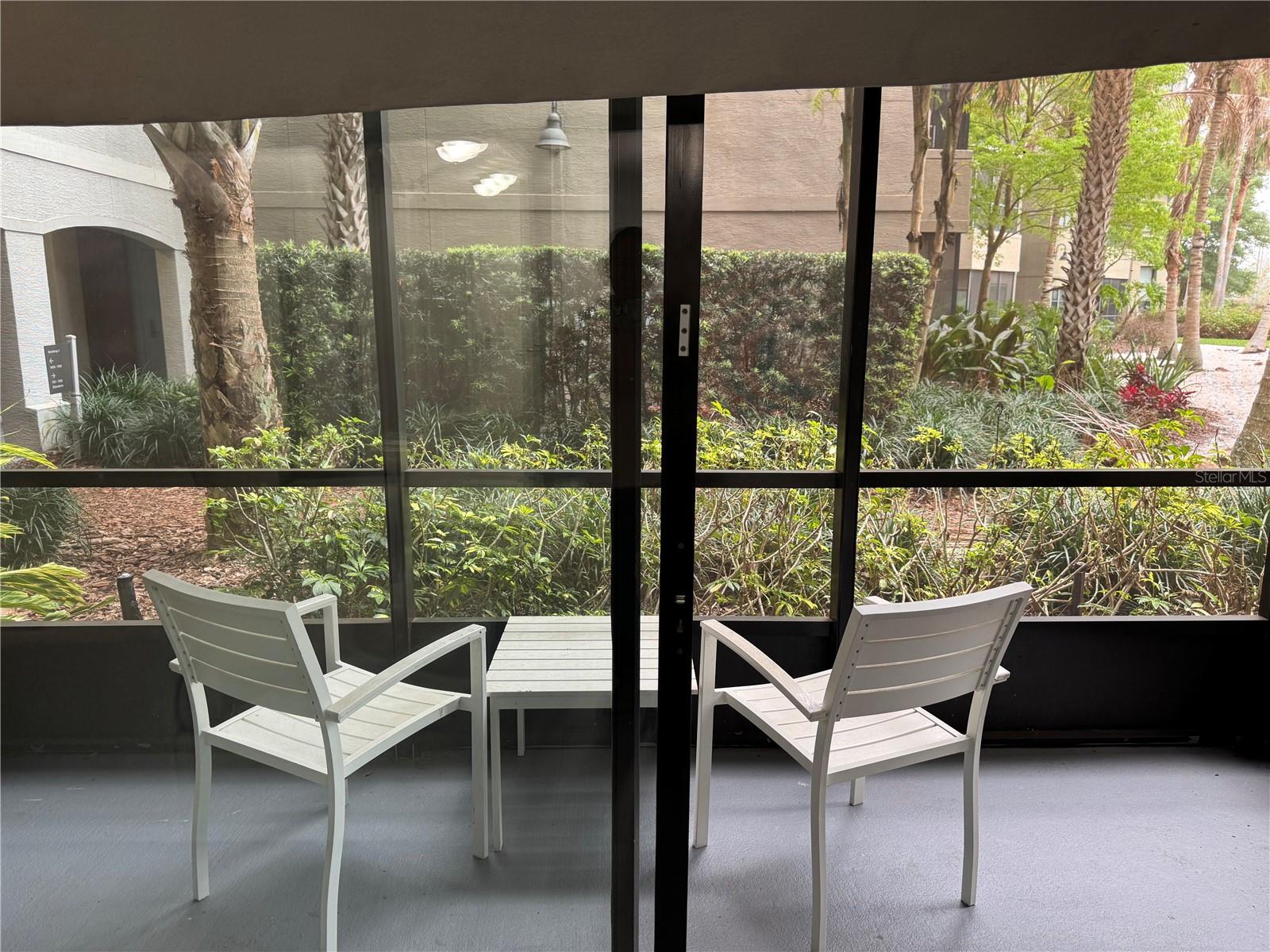 GROVE RESORT - Residential