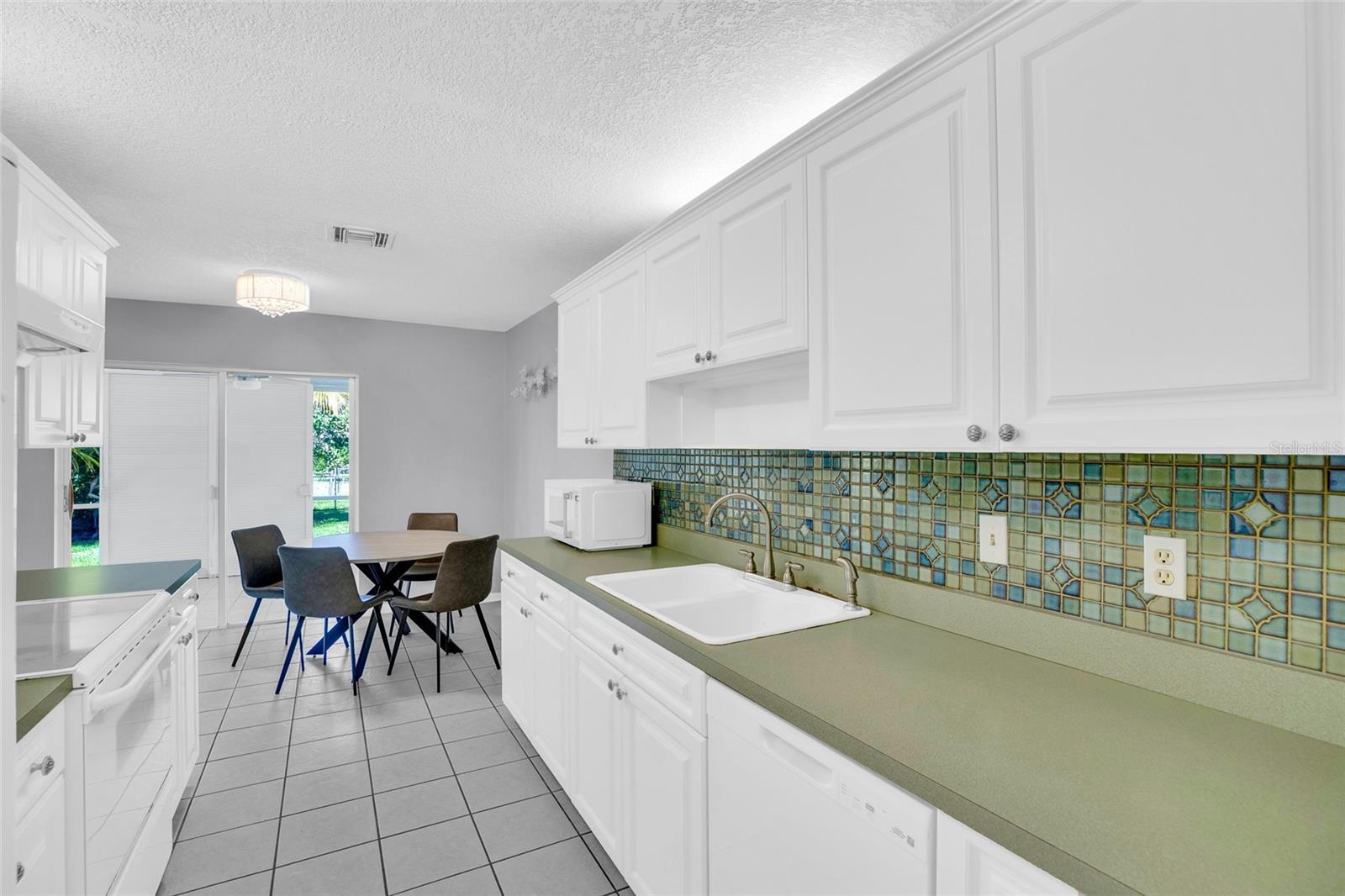 INDIAN RIVER HEIGHTS - Residential Lease