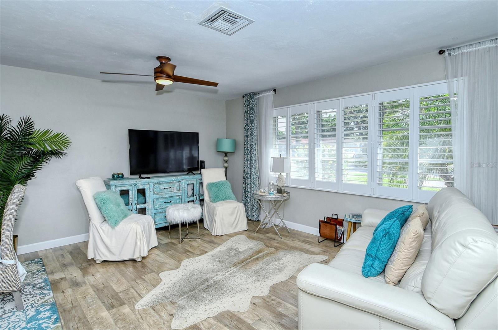 GULF GATE - Residential Lease