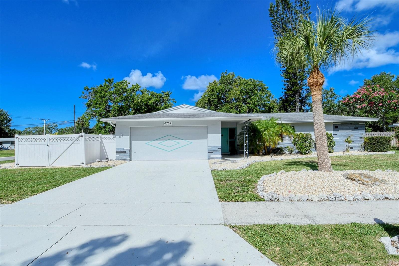 GULF GATE - Residential Lease