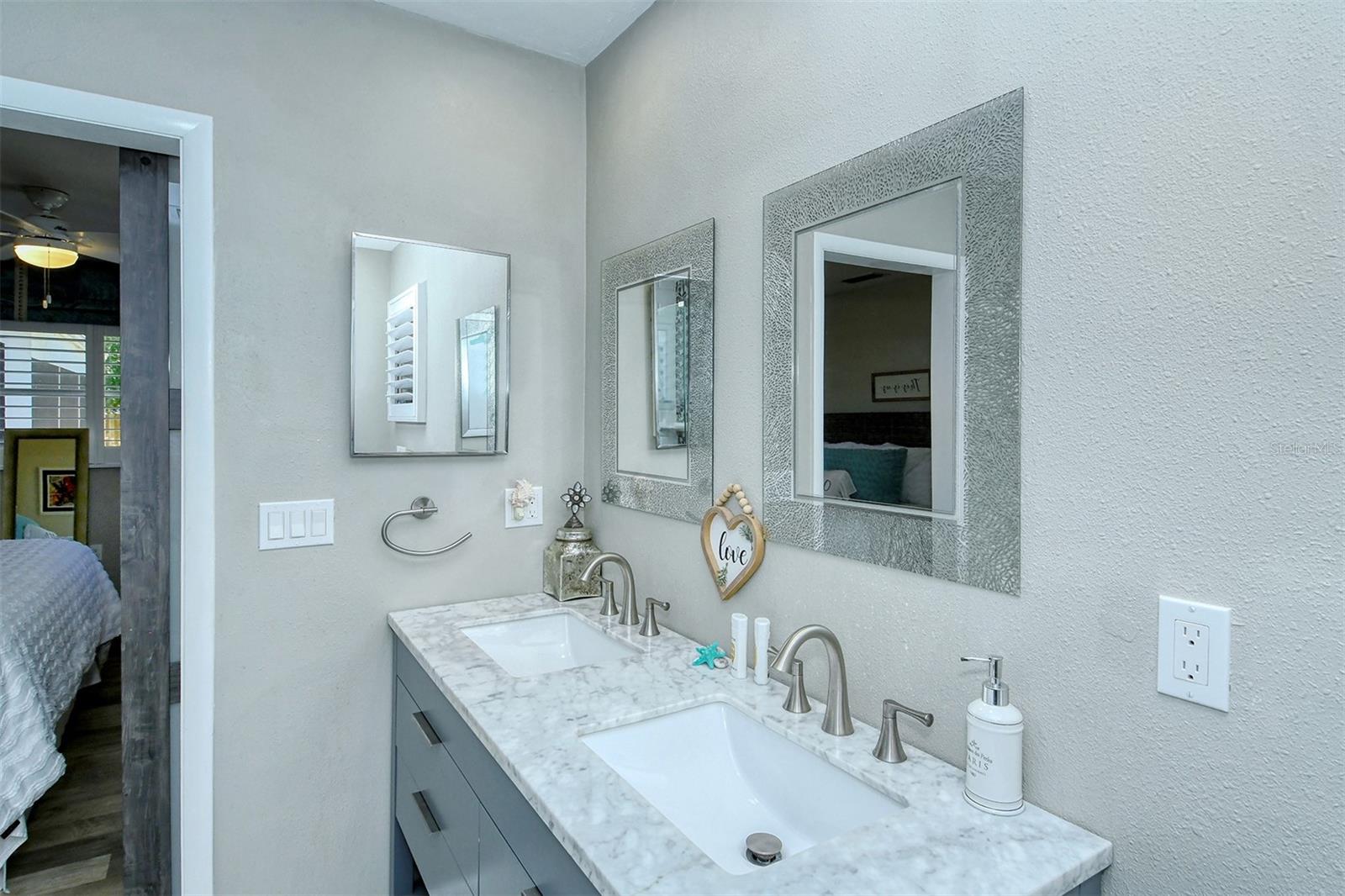 GULF GATE - Residential Lease