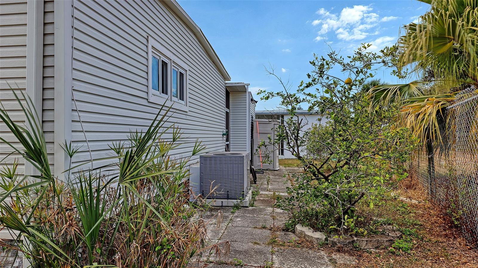 CHATEAU VILLAGE CO-OP - Residential