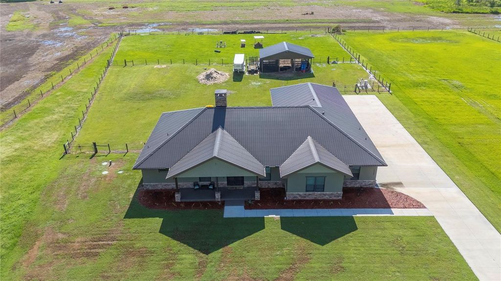 Photo of 15383 Evans Ranch Road, Lakeland, FL 33809 (MLS # L4955173)