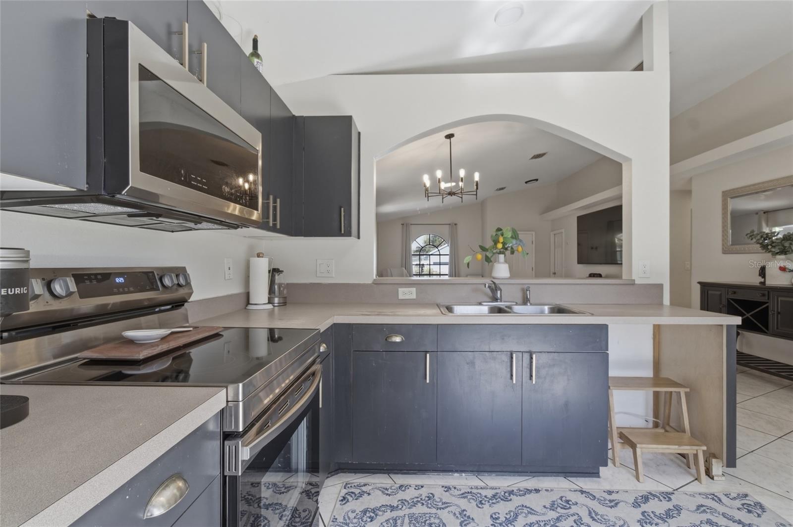 BAYVIEW TERRACE ROY SCOTTS - Residential