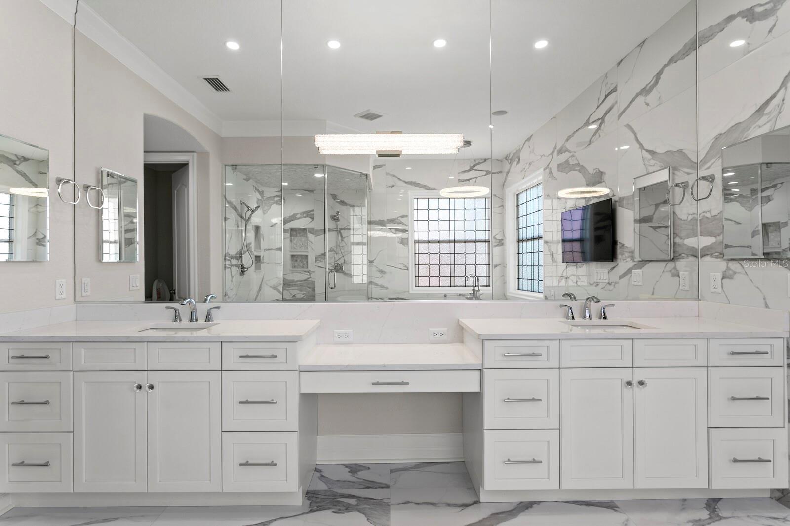 KIPPS COLONY ESTATES AT PASADENA YACHT/COUNTRY CL - Residential