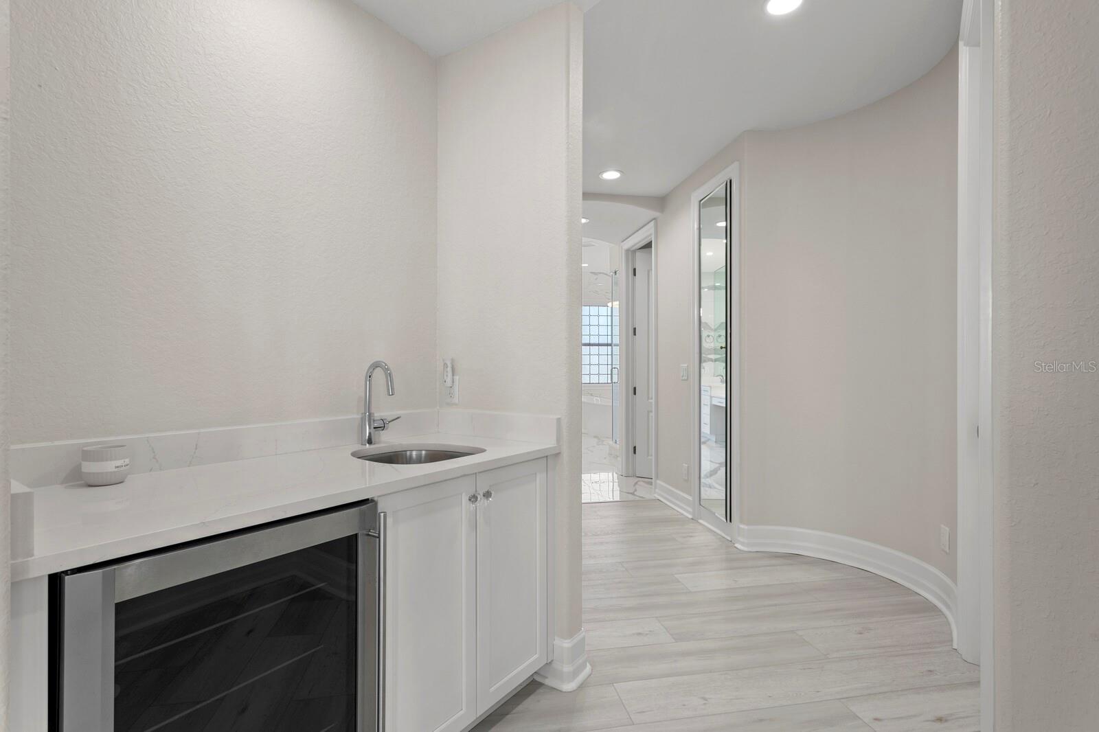 KIPPS COLONY ESTATES AT PASADENA YACHT/COUNTRY CL - Residential