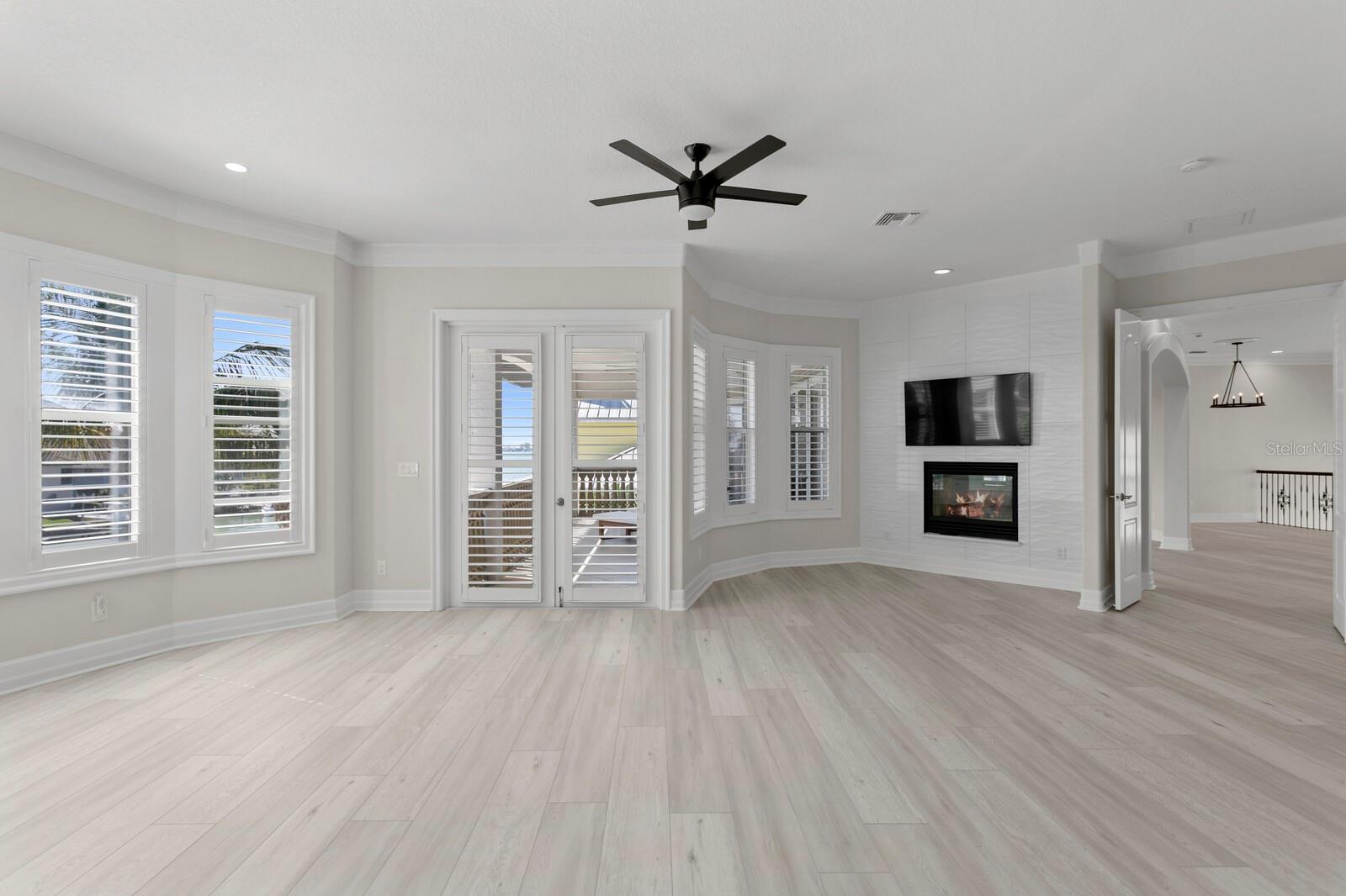 KIPPS COLONY ESTATES AT PASADENA YACHT/COUNTRY CL - Residential